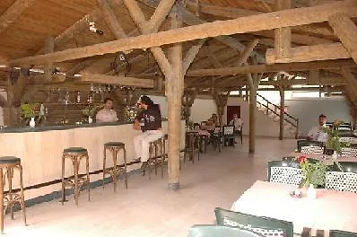 Hera Hotell 2*