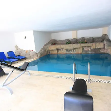 Hotel Hera 2*