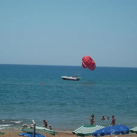Hera Hotel Side