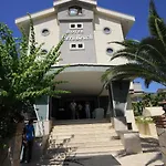 מלון Hera
