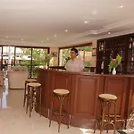Hera מלון סייד