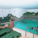 Hera Otel 2*